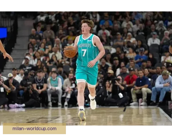 里程碑之夜克努佩尔超越肯巴沃克刷新黄蜂三分纪录