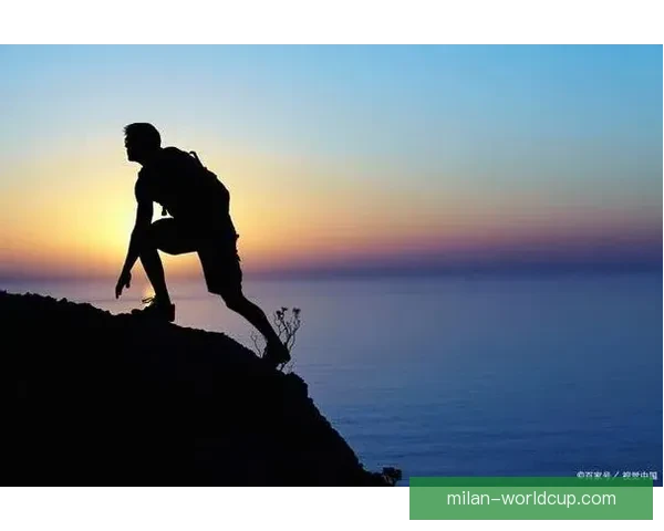 内尔高：当下是抬头迎接未来的时刻，我们应当勇敢向前展望新征程